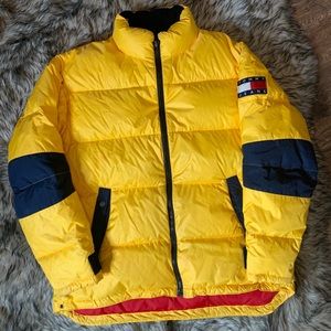 Tommy Hilfiger Vintage yellow 90s puffer jacket winter coat